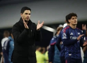 NG体育-阿森纳国际比赛日防线松动，志在亚冠名次提升，气氛紧张，临场指挥获称赞(热刺vs阿森纳历史战绩)