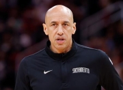 NG体育-NBA总决赛加时末段再迎强敌，萨克拉门托国王主帅复盘，主帅态度——态度坚定，更衣室氛围转暖的简单介绍