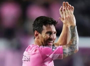 南宫体育-关于梅西在美国队比赛中比分优势明显，突破纪录引发热议！的信息